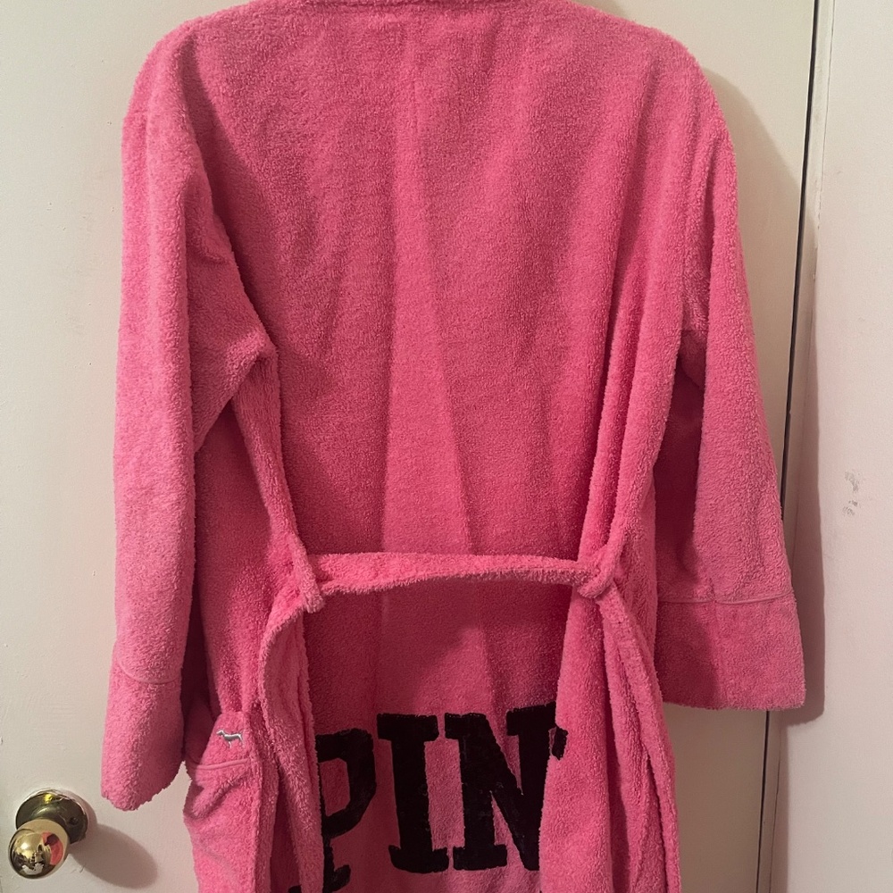 VS PINK Robe Size XS - Picture 5 of 6